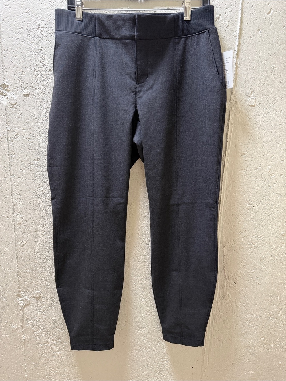Athlete Women’s Jogger Style Pant